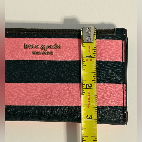 Kate Spade‎ Sylvia Continental Wristlet Wallet Pink Preppy Bold Stripe - Picture 3 of 10